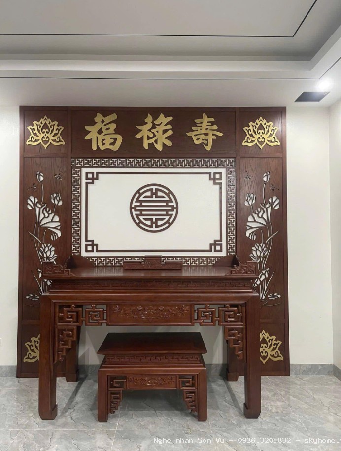 Bàn Thờ Gỗ Hương Chạm Triện Ngũ Phúc Dơi Thọ tại Cầu Giấy