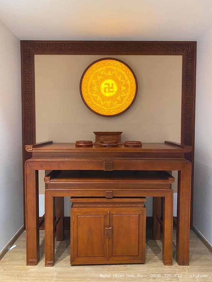 Mẫu phòng thờ chung cư hiện đại tại phòng khách tại Tây Hồ