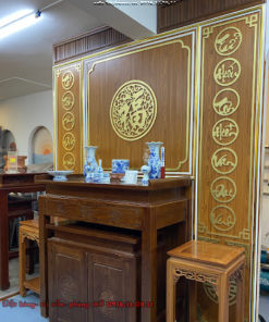 Vách ngăn phòng thờ gỗ nhựa
