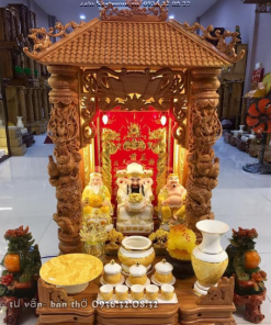 Tắm mưa tượng Thần Tài