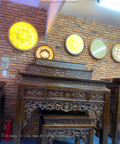 Thờ Phật và gia tiên cùng bàn thờ