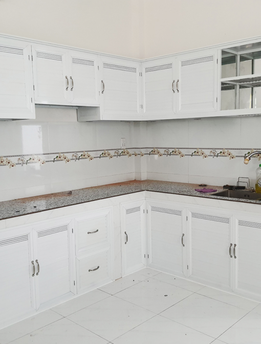 Tủ bếp nhôm kính