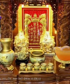Bàn thờ thần tài