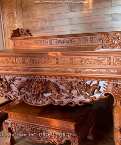 Bàn thờ tam cấp