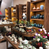 Thiết kế cửa hàng gốm sứ