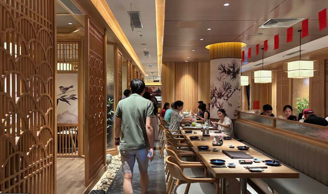 thiet ke nha hang nhat iSushi Hoang Dao Thuy