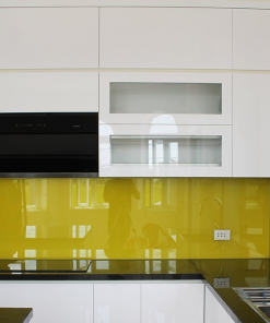 Tủ bếp Acrylic màu trắng