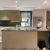 Tủ bếp bao nhiêu cm là chuẩn? Hướng dẫn theo công thái học cho mọi gia đình